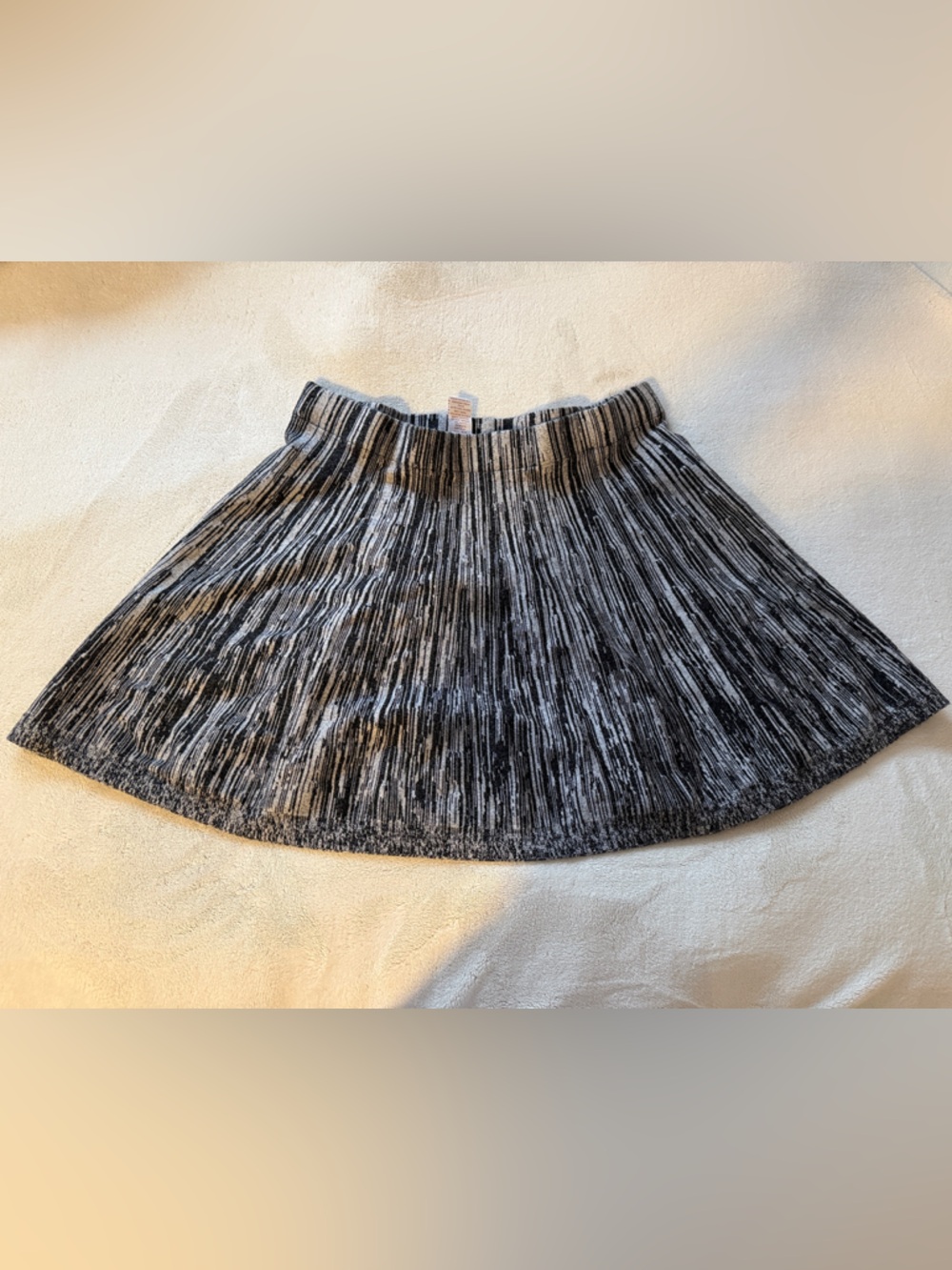 Women's Black & Gray Knit Skirt